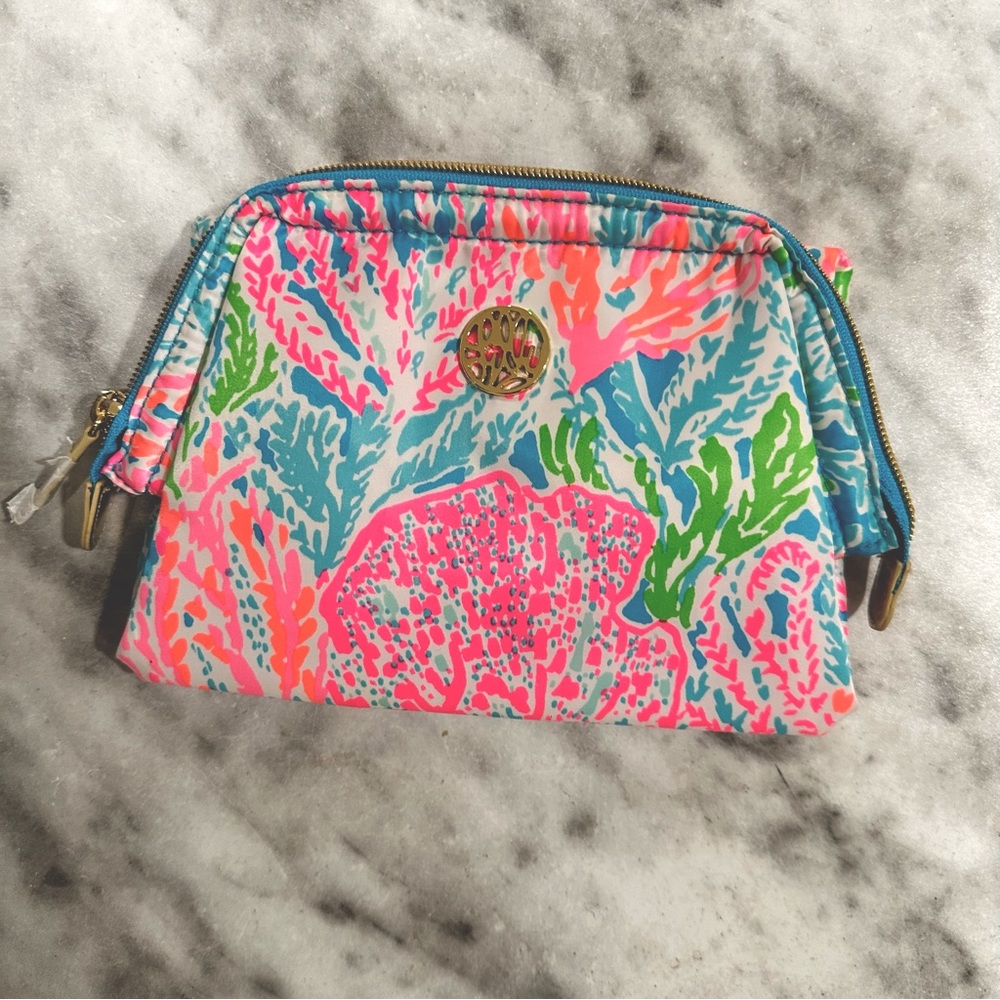 New Lilly Pulitzer Cosmetic Bag in Let’s Cha Cha print